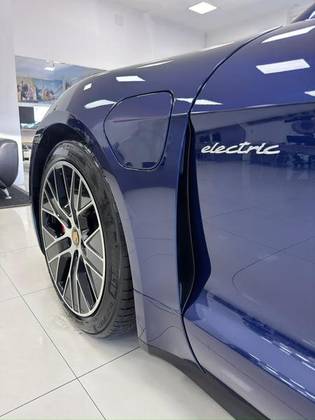 PORSCHE TAYCAN 4S ELÉTRICO